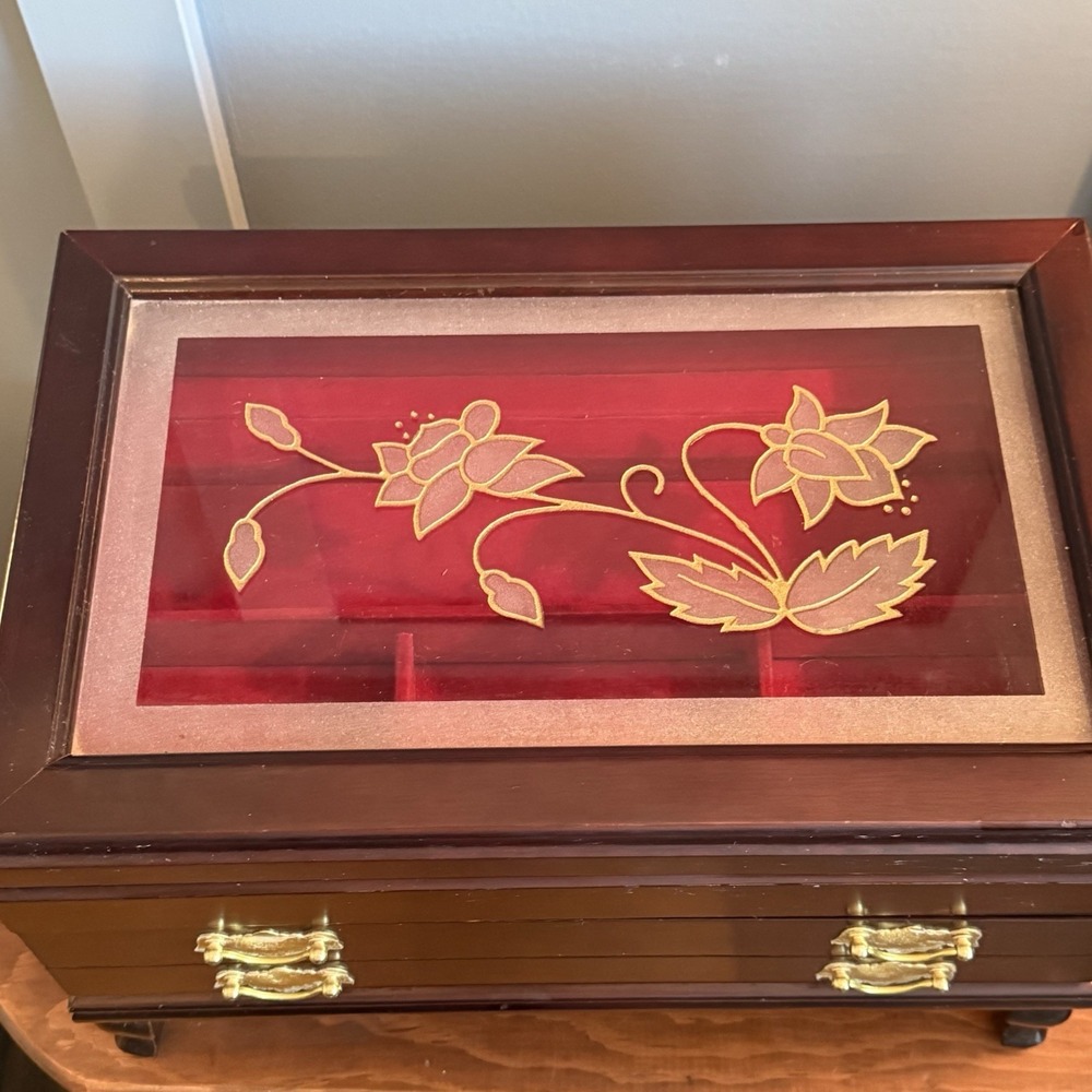 Rosalco Commodore Jewelry Box Chest Wood Etched Floral Glass Top Velvet‎ Vintage - Picture 2 of 12